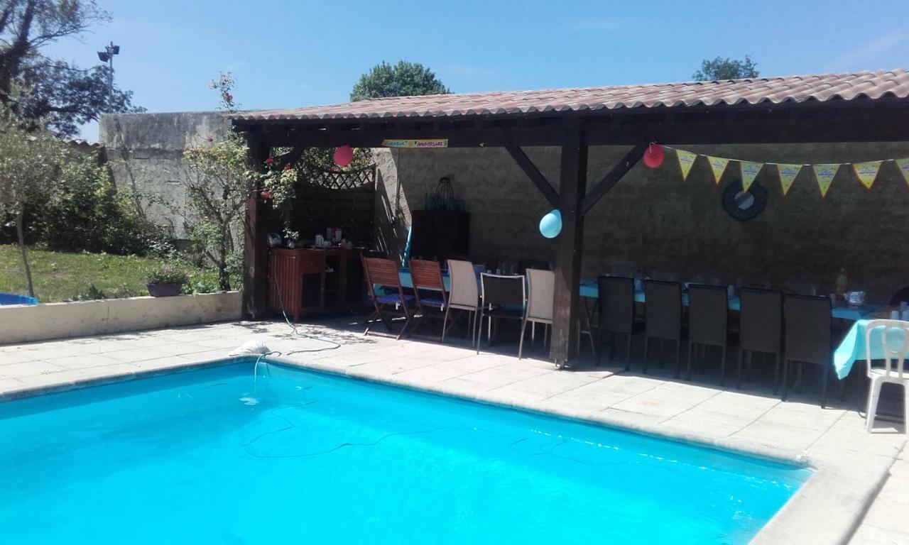 Maison d'hôtes Chalet De La Laigne à Allas-Bocage Extérieur photo